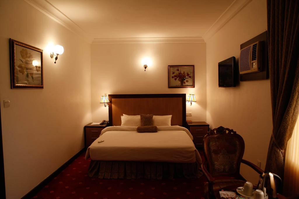 Immaculate Suites And Apartments Mobushipe Szoba fotó